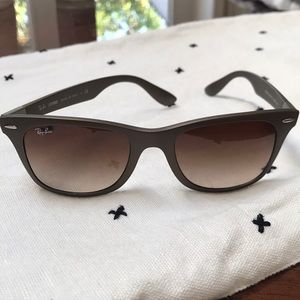 Ray Ban Wayfarer Sunglasses